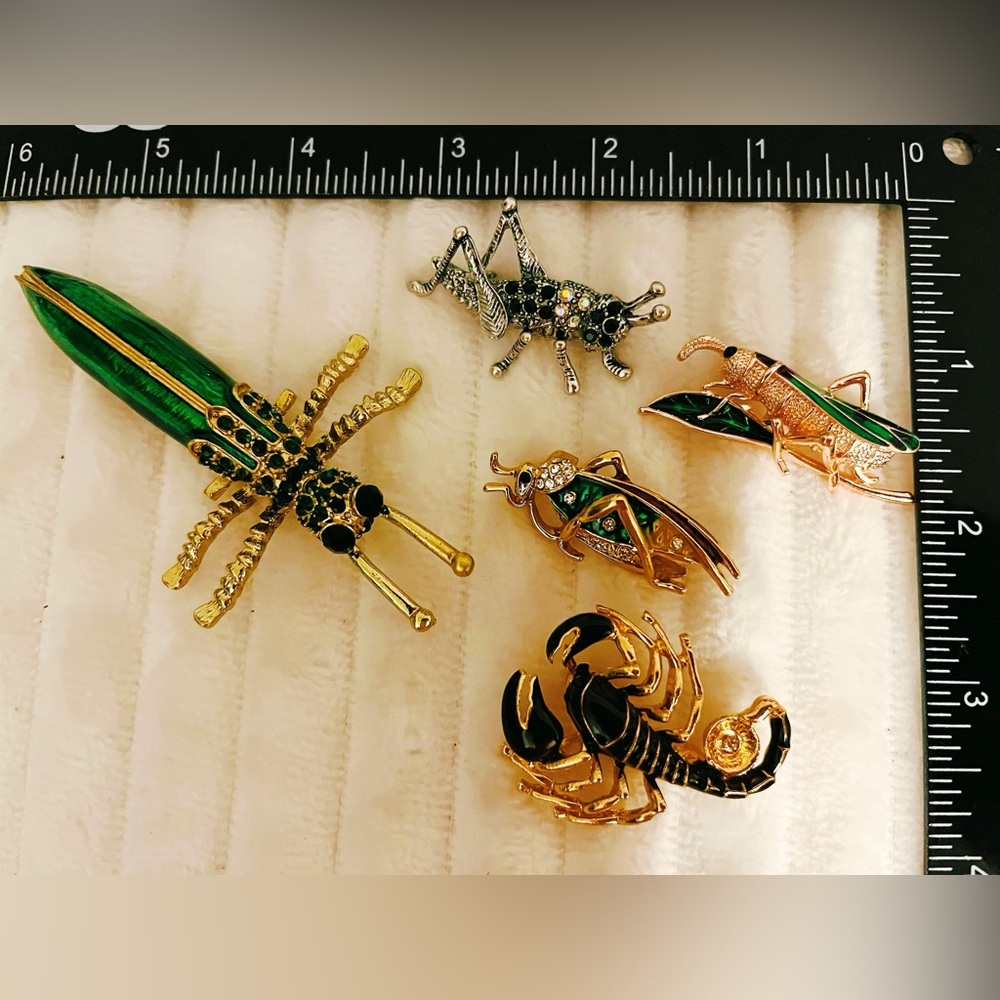 Gold Insect and Scorpion Brooch Set
